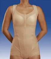 262927-ortopedia-rafi-body-ortopedico-puesto-una-mujer-1920w